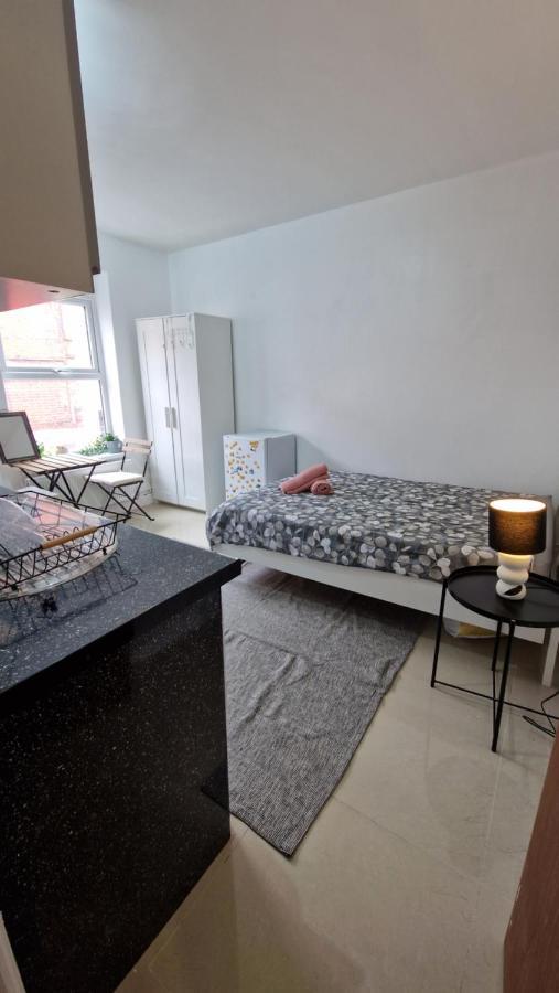 Small Cozy Studio Zone 1 Londyn Zewnętrze zdjęcie