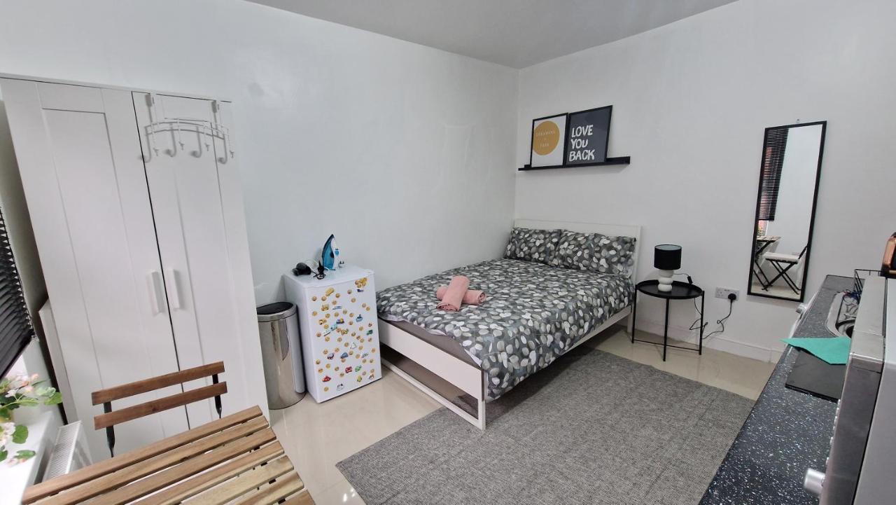 Small Cozy Studio Zone 1 Londyn Zewnętrze zdjęcie