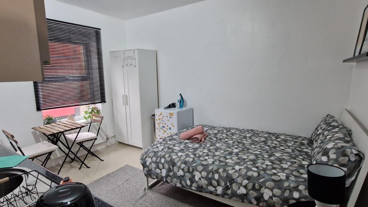 Small Cozy Studio Zone 1 Londyn Zewnętrze zdjęcie